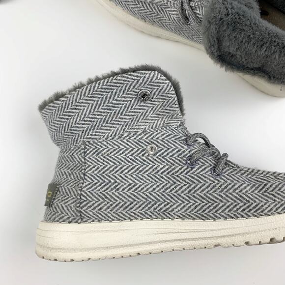 Hey Dude Britt Booties Shoes Grey Herringbone Wool Blend Faux Fur Women's 6 - Picture 10 of 13